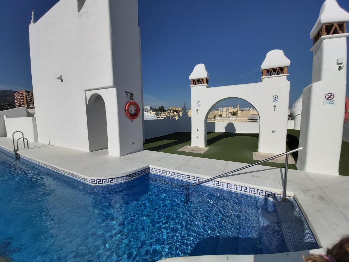 Del Parque Flats - Puerto Marina Apartment *
